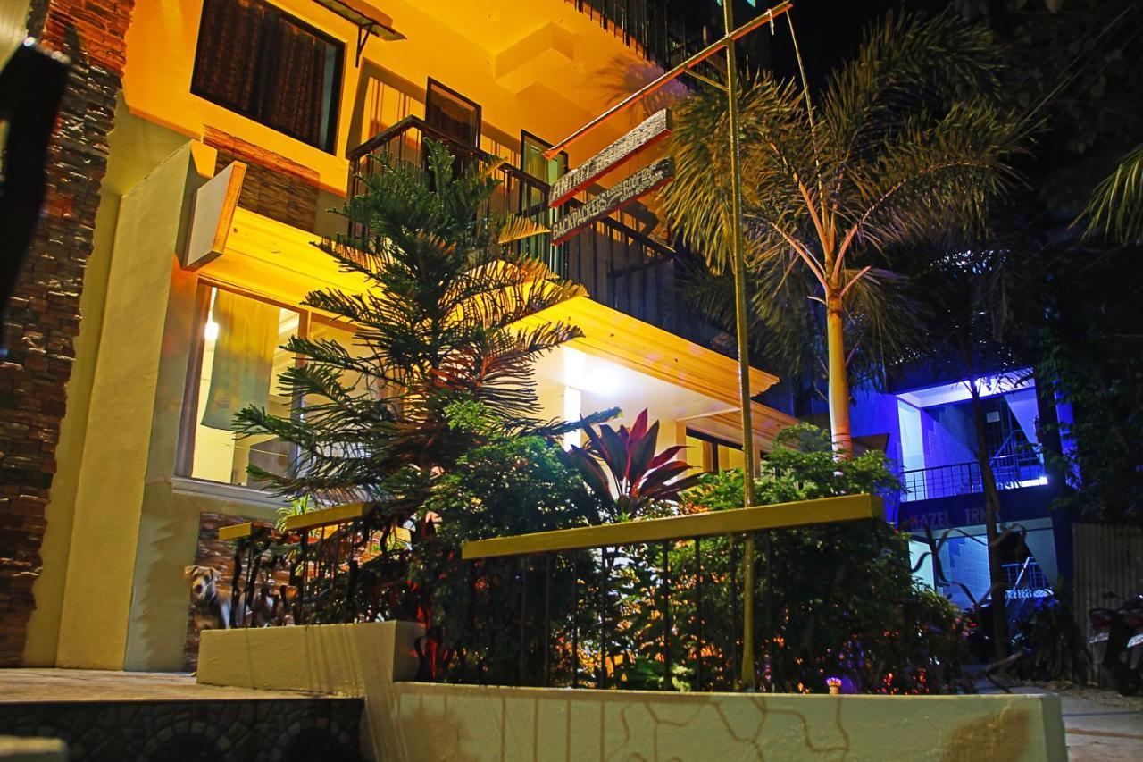 Antwet Backpacker'S Inn & Rooftop Bar Dumaguete City Bagian luar foto