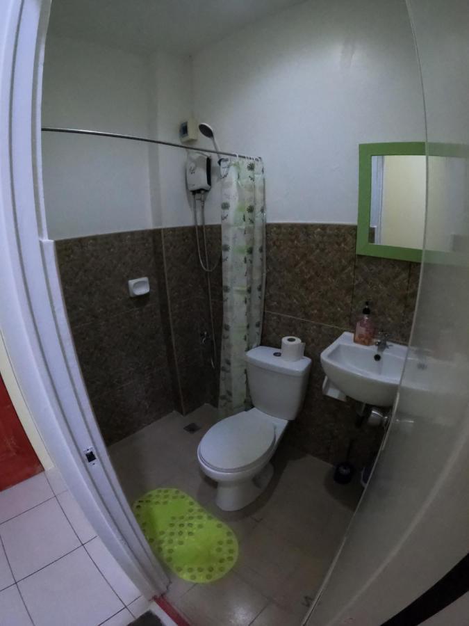 Antwet Backpacker'S Inn & Rooftop Bar Dumaguete City Bagian luar foto