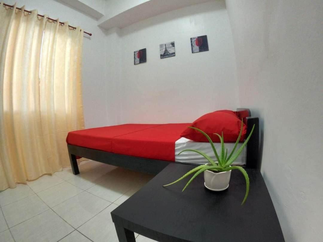Antwet Backpacker'S Inn & Rooftop Bar Dumaguete City Bagian luar foto